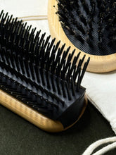 Load image into Gallery viewer, Bamboo Denman Brush